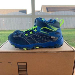 Merrell Boys Size 5 Hiking Boots